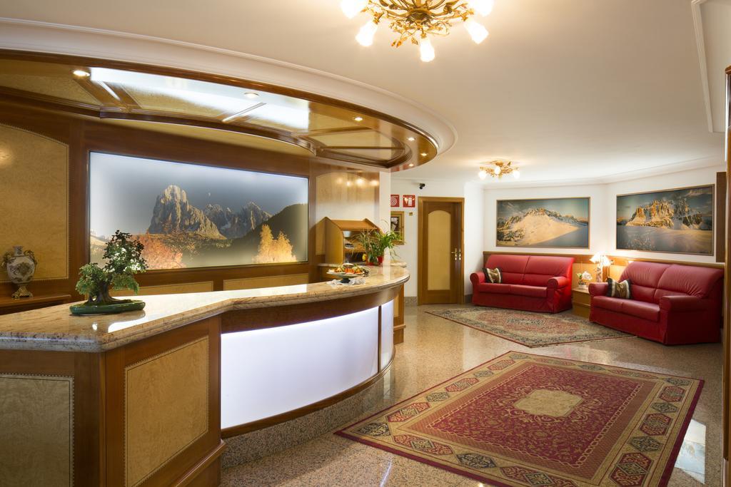 Residence Isabell Sëlva di Val Gardena Eksteriør billede